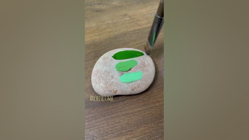 نقاشی روی سنگ/کیوت خفن!!!!!! کلینیک زیبایی