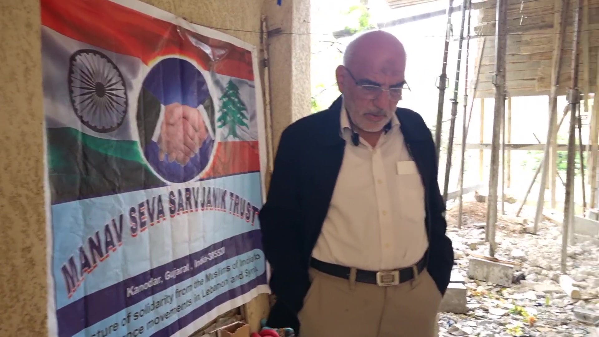 گزارش مرمت ساختمان موشک خورده  طلبه پدر شهید