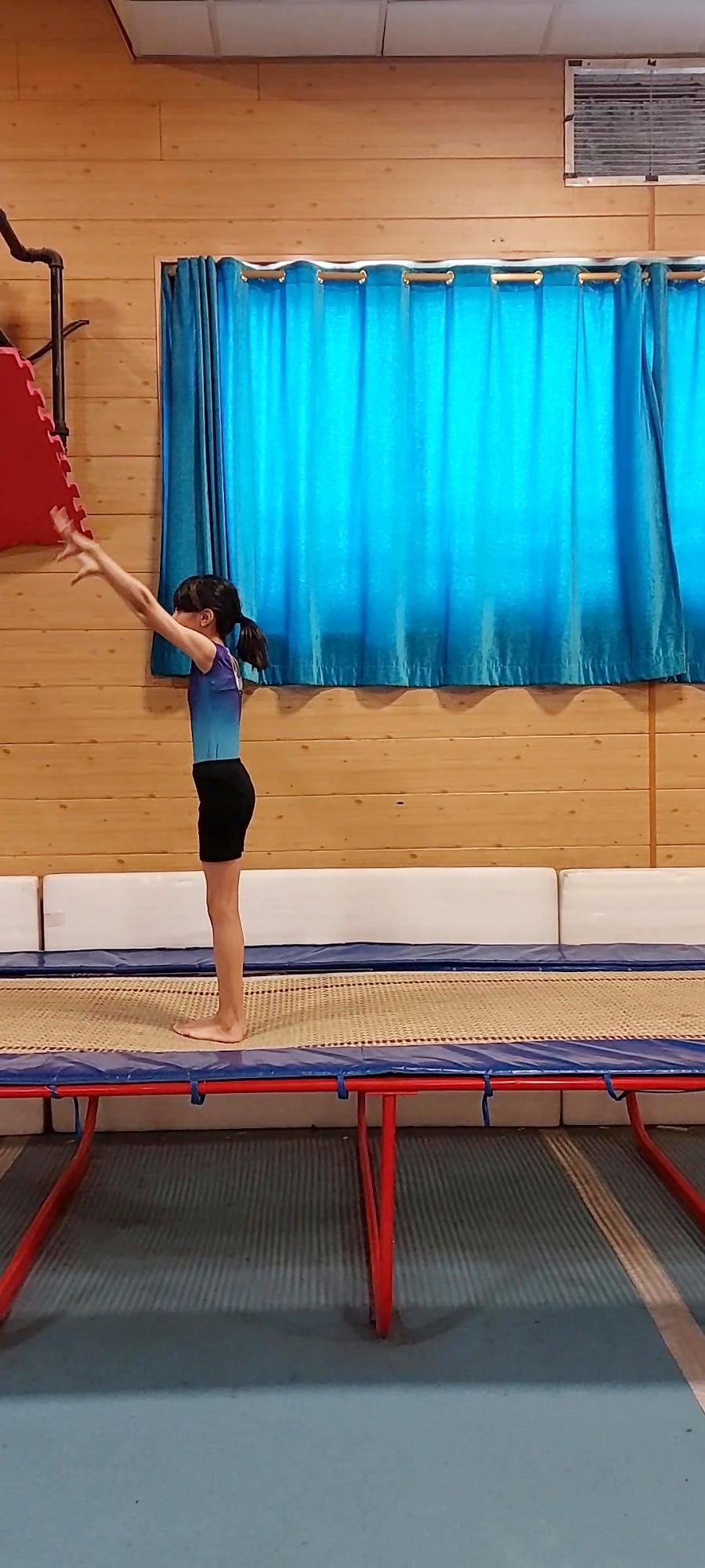 آکادمی ژیمناستیک رها ،09197695403 ،منطقه یک