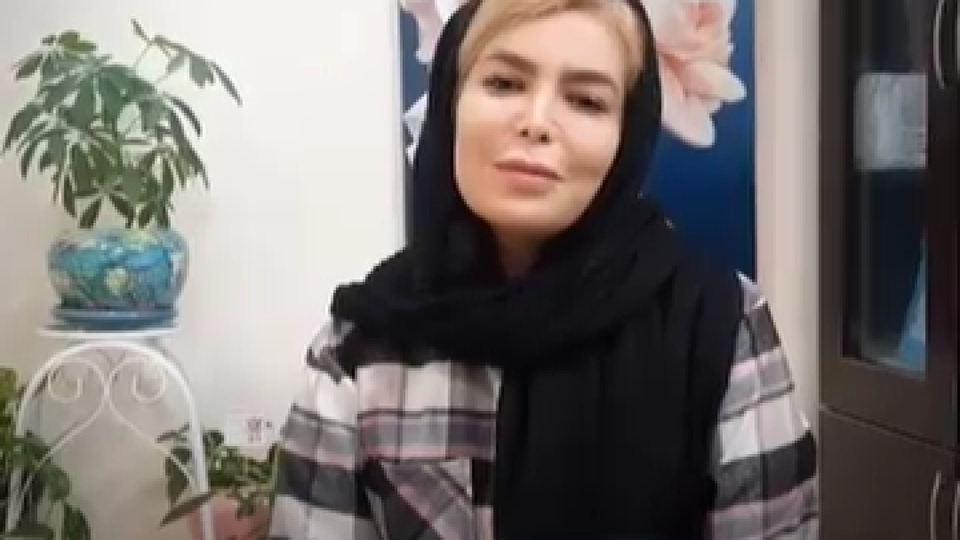 دو سال بعد از جراحی ماموپلاستی با دکتر خشایار سنجری دکتر خشایار سنجری متخصص جراحی جنرال و زیبایی