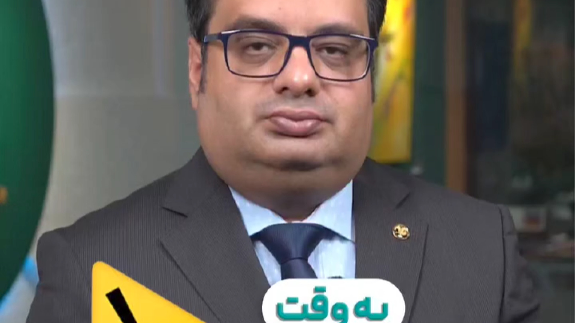 گول تبلیغات رو نخورید!! | دکتر خشایار سنجری دکتر خشایار سنجری متخصص جراحی جنرال و زیبایی