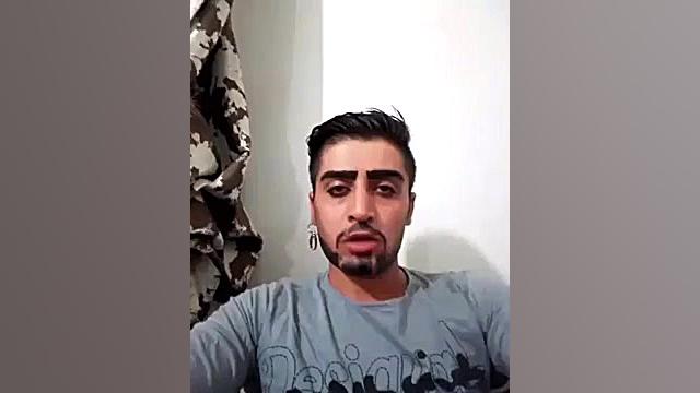 کلیپ خنده دار مسخره کردن ماهان ملک توسط ابولی فان برداشتن زگیل