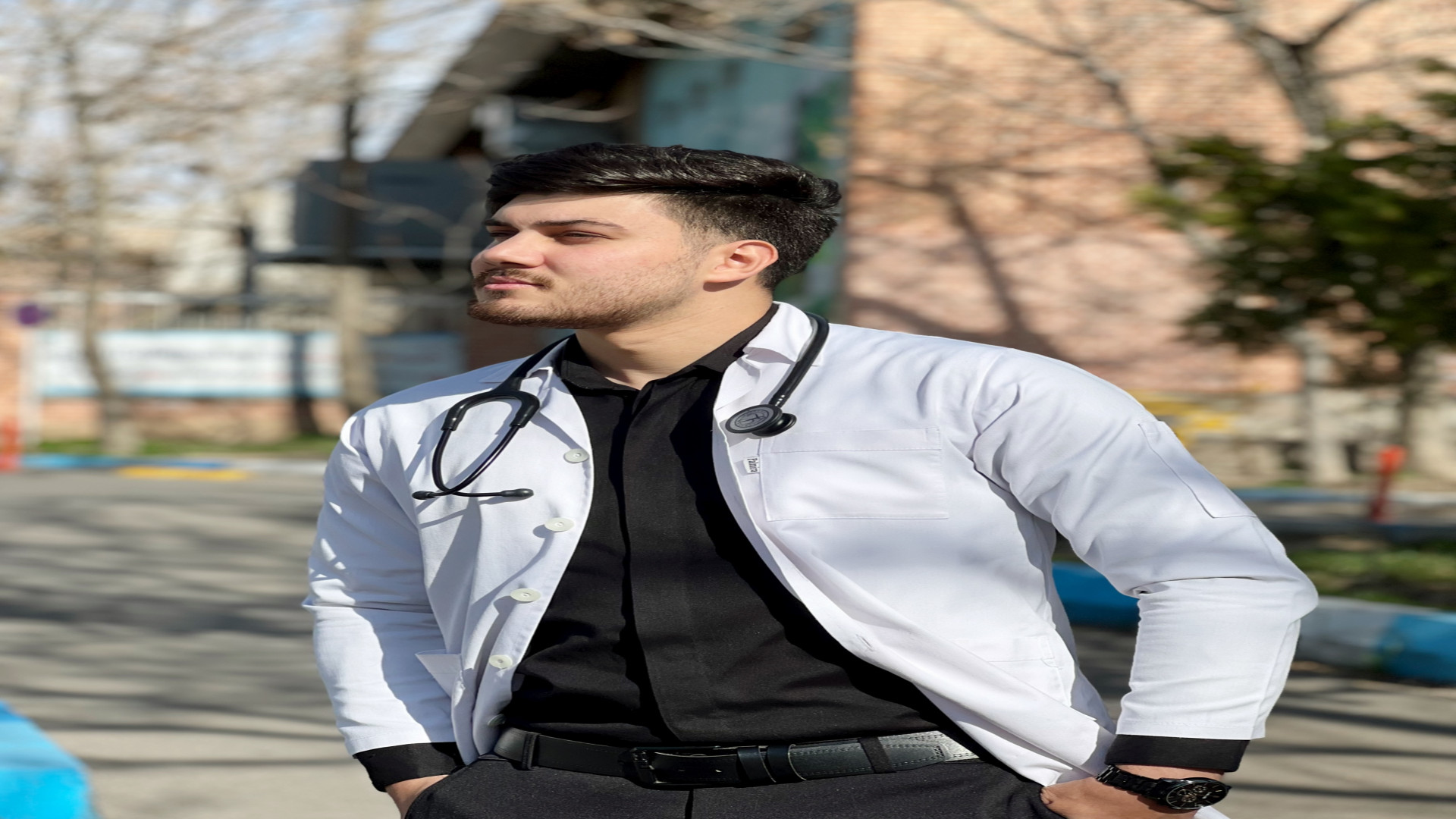 دکتر میلاد نوریان-پذیرفته شده آزمون لیسانس به پزشکی والسارتان