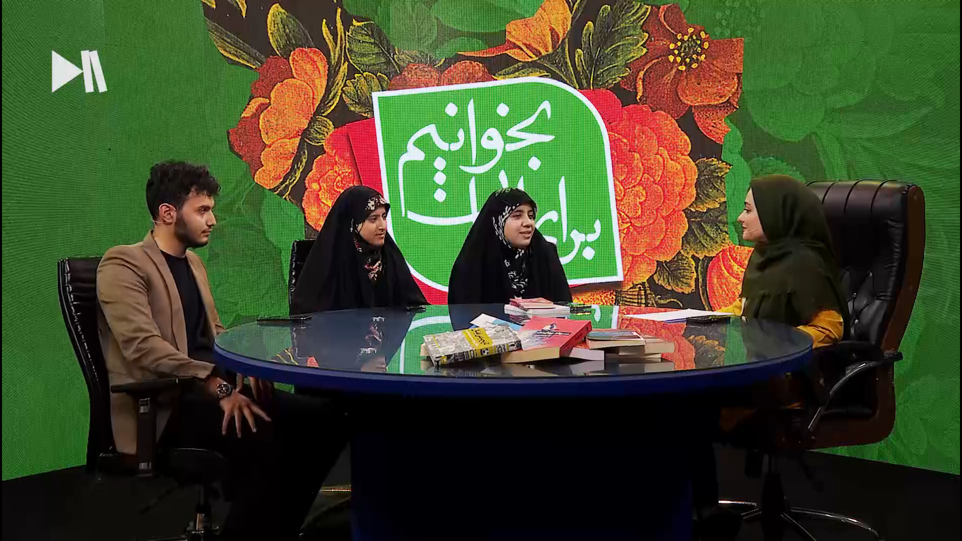 گفت‌وگو با شاعران جوان در حاشیه نمایشگاه کتاب