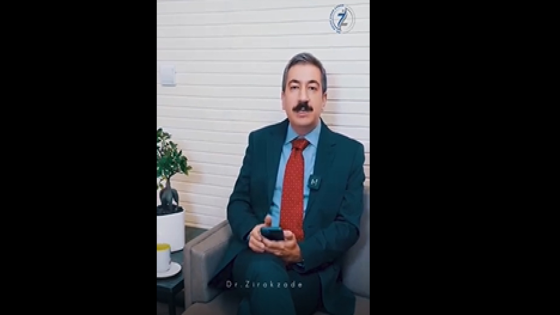 رد بخیه بعد از جراحی دکتر هاتف زیرک زاده - فوق تخصص جراحی پلاستیک