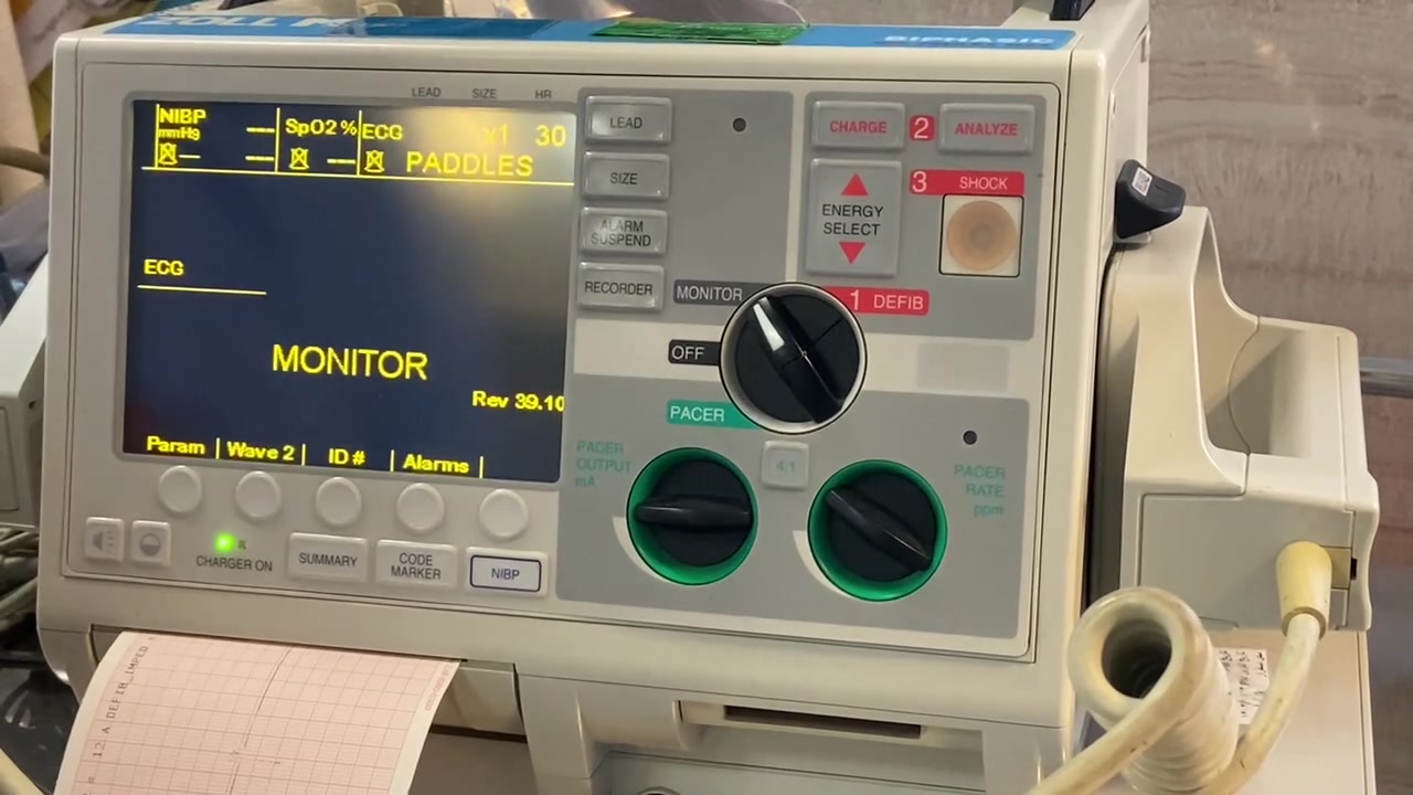 ارائه و توضیحات دستگاه شوک( دانشگاه تهران جنوب) (مخدومی فرخ نجفی) جانی دپ