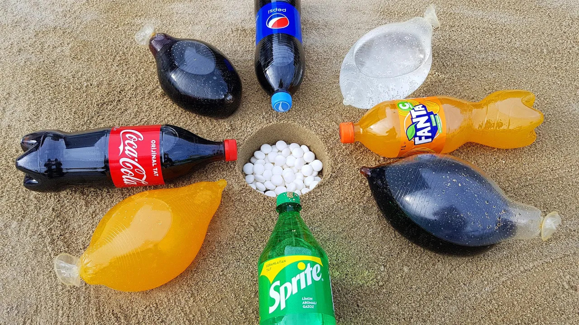 آزمایش _ بادکنک VS زیرزمینی کوکاکولا، فانتا، پپسی، اسپرایت و منتوس بلیچینگ