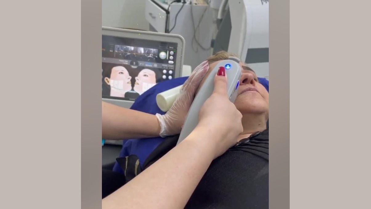 بهترین دکتر هایفوتراپی HIDA Scan