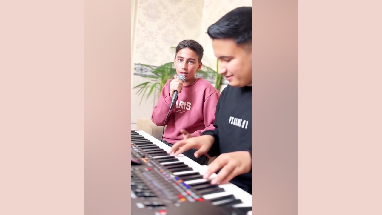 چشات تماشا داره با اجرای یاسین و محمد رضا زمان84ثانیه