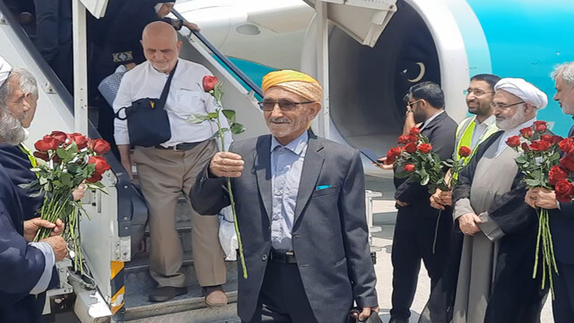 آغاز بازگشت حجاج از سرزمین وحی و لزوم توجه به نکات بهداشتی
