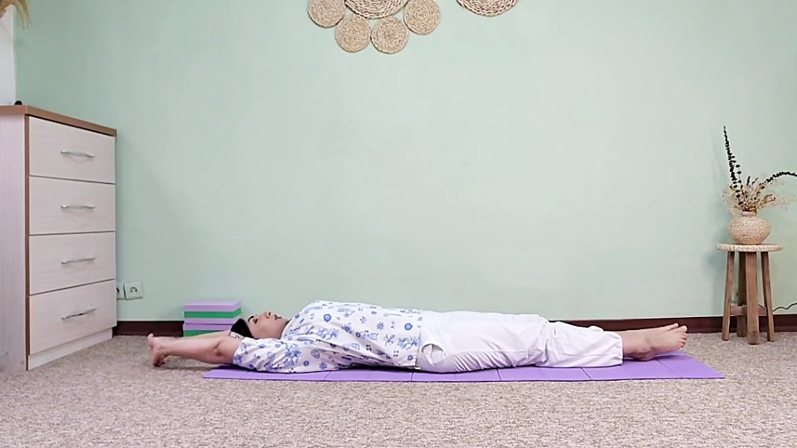 جلسه هفتم یوگا در خانه - مربی خانم لیلا افغان