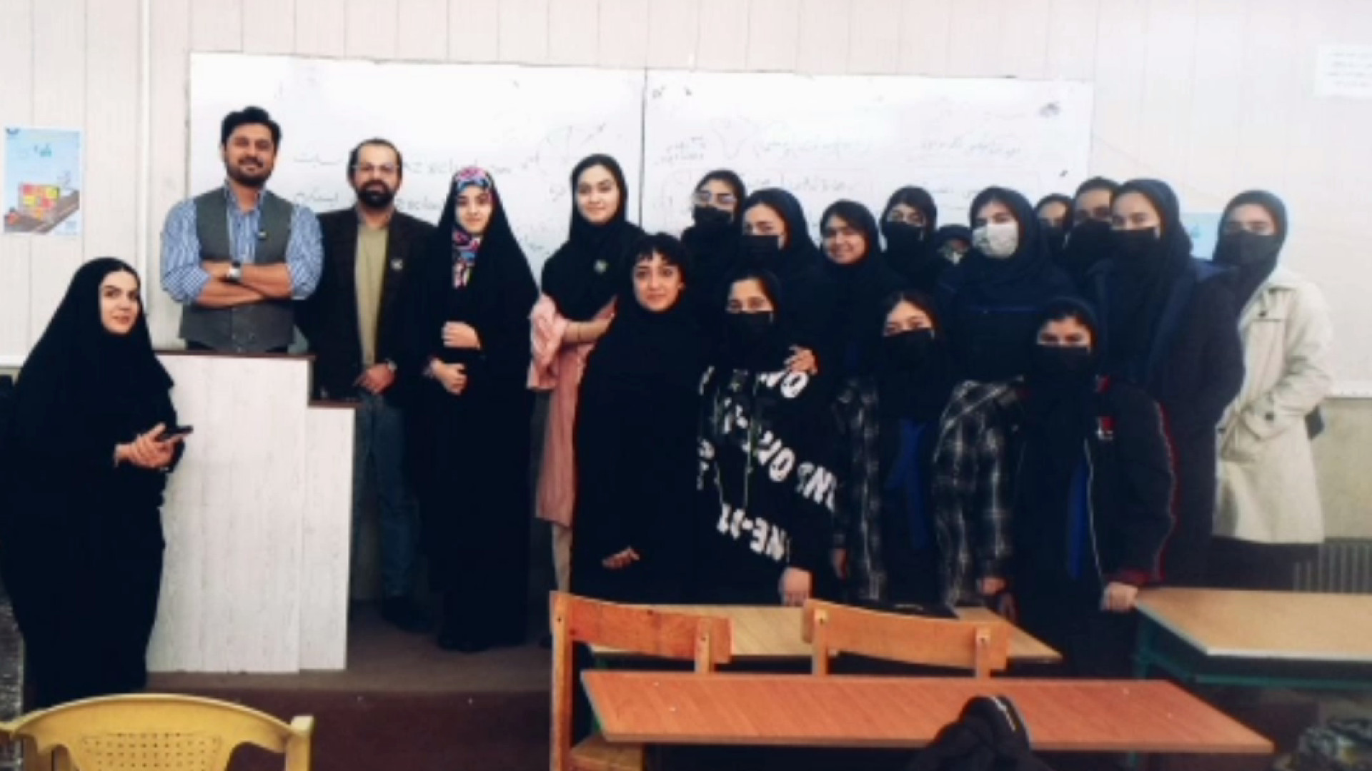 مشاوره تخصصی مدرسه زیست بالینی پرواز عمه پری