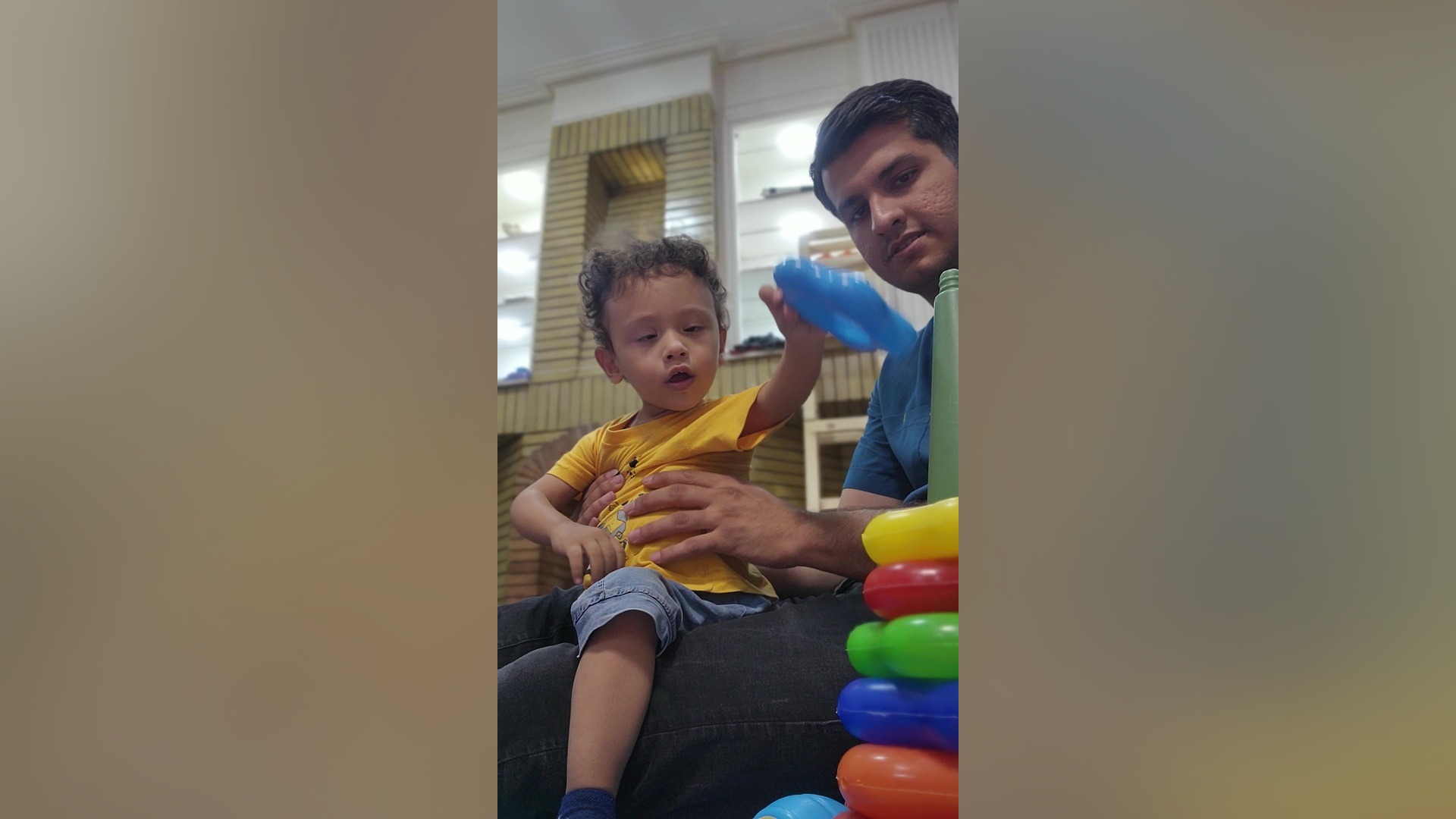 کاردرمانی نوزاد و کودک به صورت تخصصی در فضایی مجهز و به روز کشیدن دندان