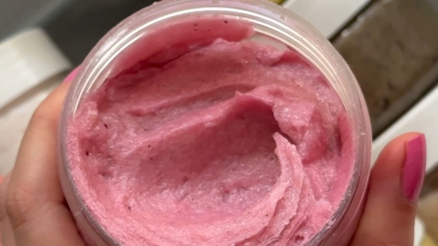 اسکراب بدن (Body Scrub) پرسیس بیوتی