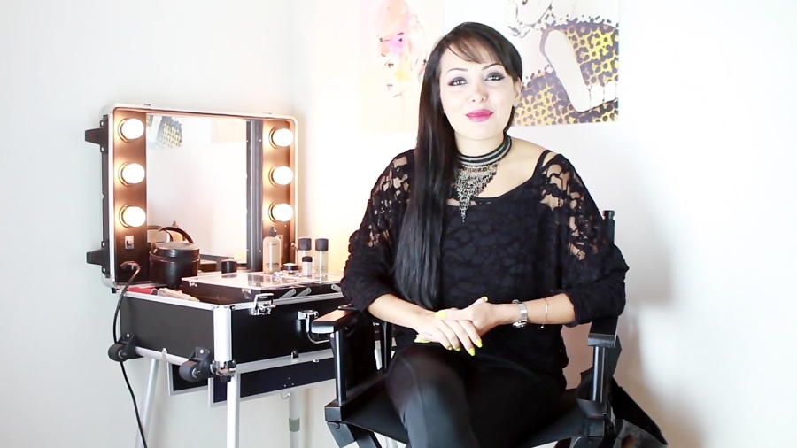 Makeup by Persis  (آموزش میک آپ )