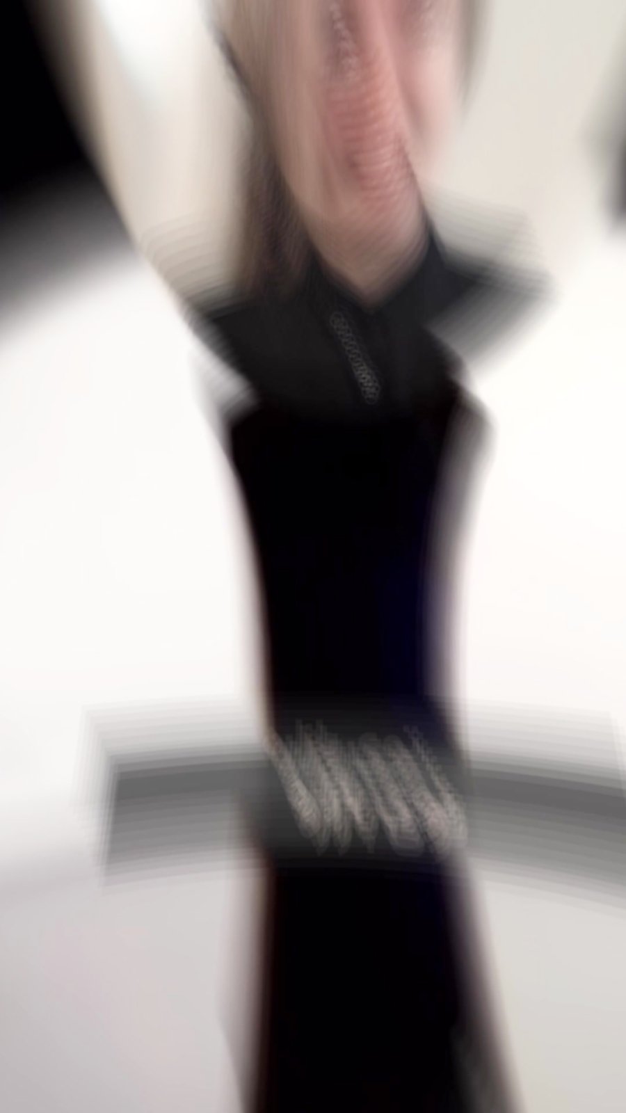 ضد آفتاب هایلایف، یک ضد آفتاب فلوئیدی مناسب پوست چرب