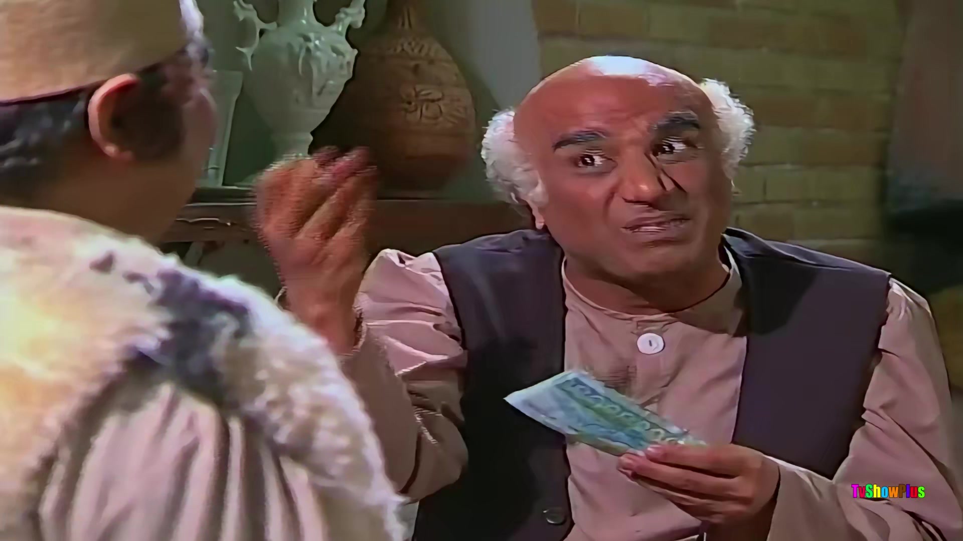 بخشی از سریال گنج مظفر قسمت 1 ارتقا کیفیت یافته با تکنولوژی هوش مصنوعی زمان244ثانیه