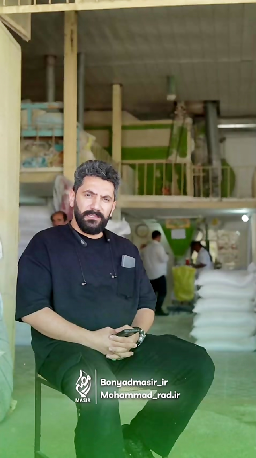 پشت پرده نان کامل مصیر