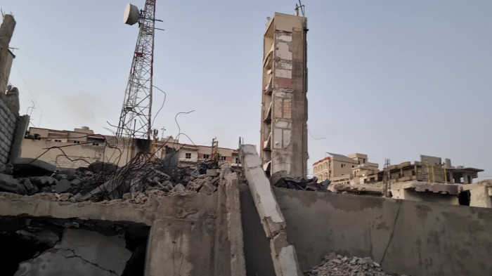 تخریب مرکز بنت جبیل توسط صهیونیستها