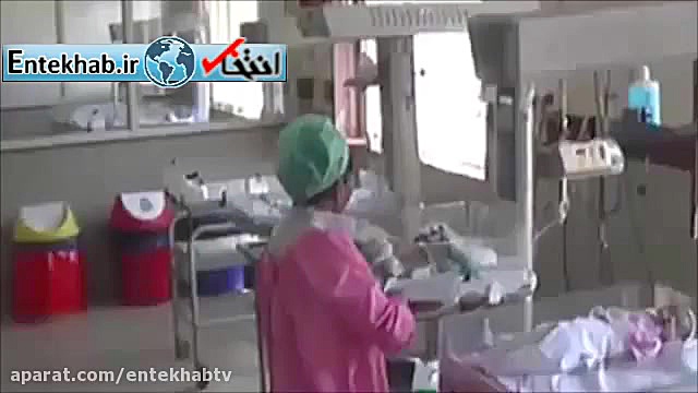 فیلم/ به دنیا آمدن نوزادی با دو سر و سه دست در هند زمان63ثانیه