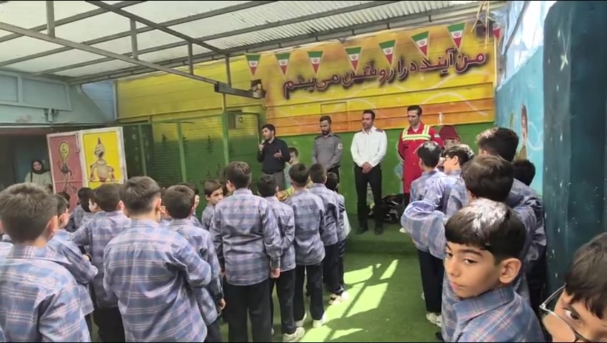 معرفی شغل آتش نشانی به مناسبت روز آتش نشان و تقدیر از آنها زمان992ثانیه