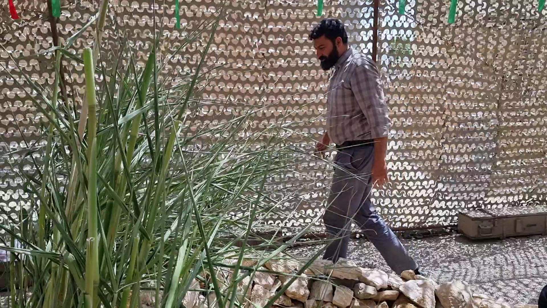 آماده سازی فضای جبهه ای برای یادواره شهدای فشارکی