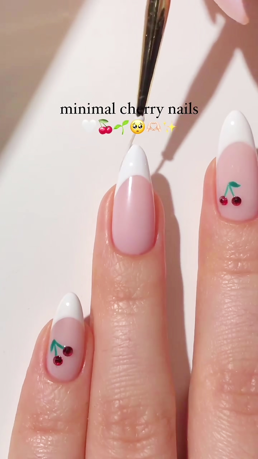 مدل ناخن ساده و شیک دخترانه