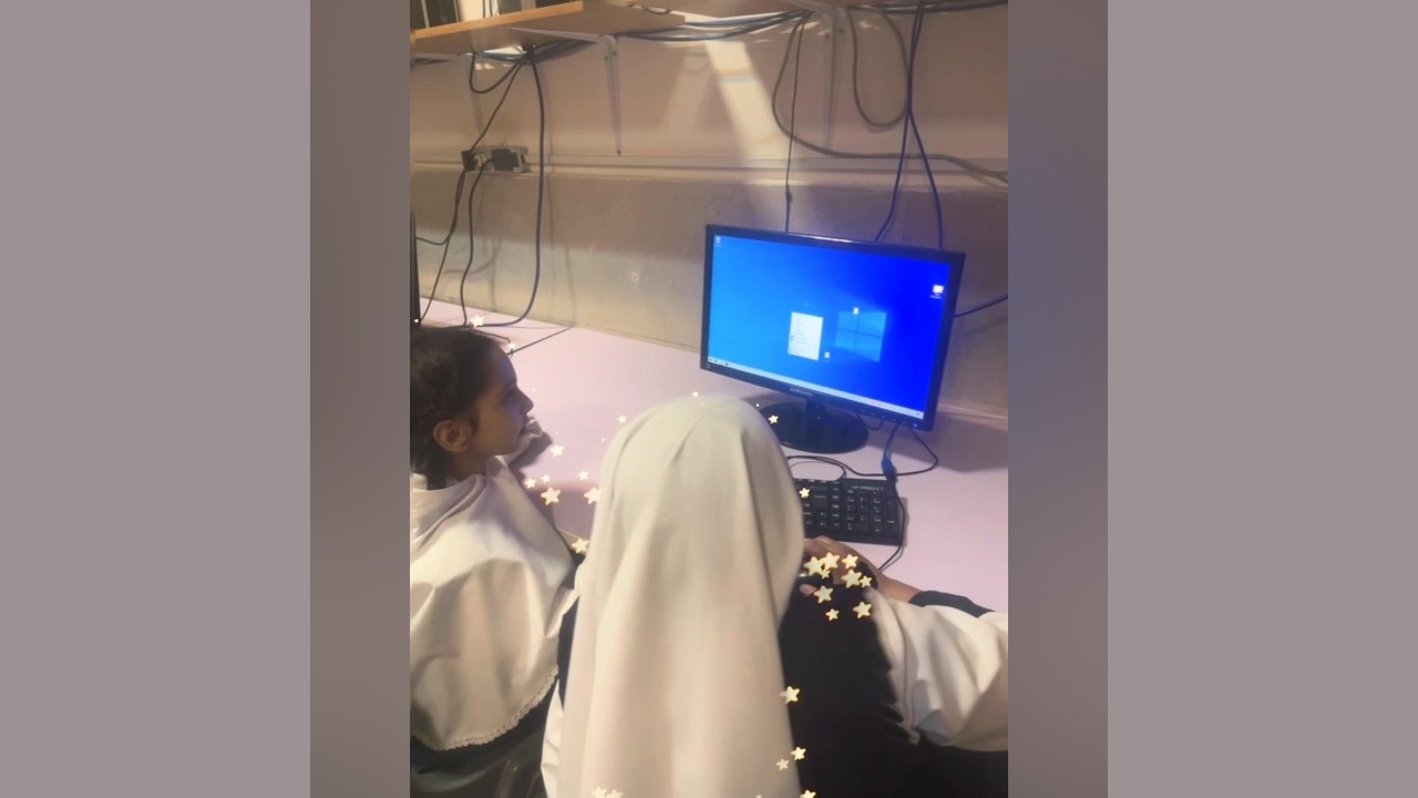 💻 💻 The attractive world of computer and scrub Jr.!  Second and third grade Sadra