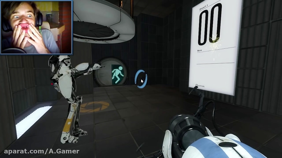 FREAKY CHICKEN PORTAL OF DOOM AND FRIENDSHIP! - Portal 2: Coop: Custom Maps - Part 1 - Pewds