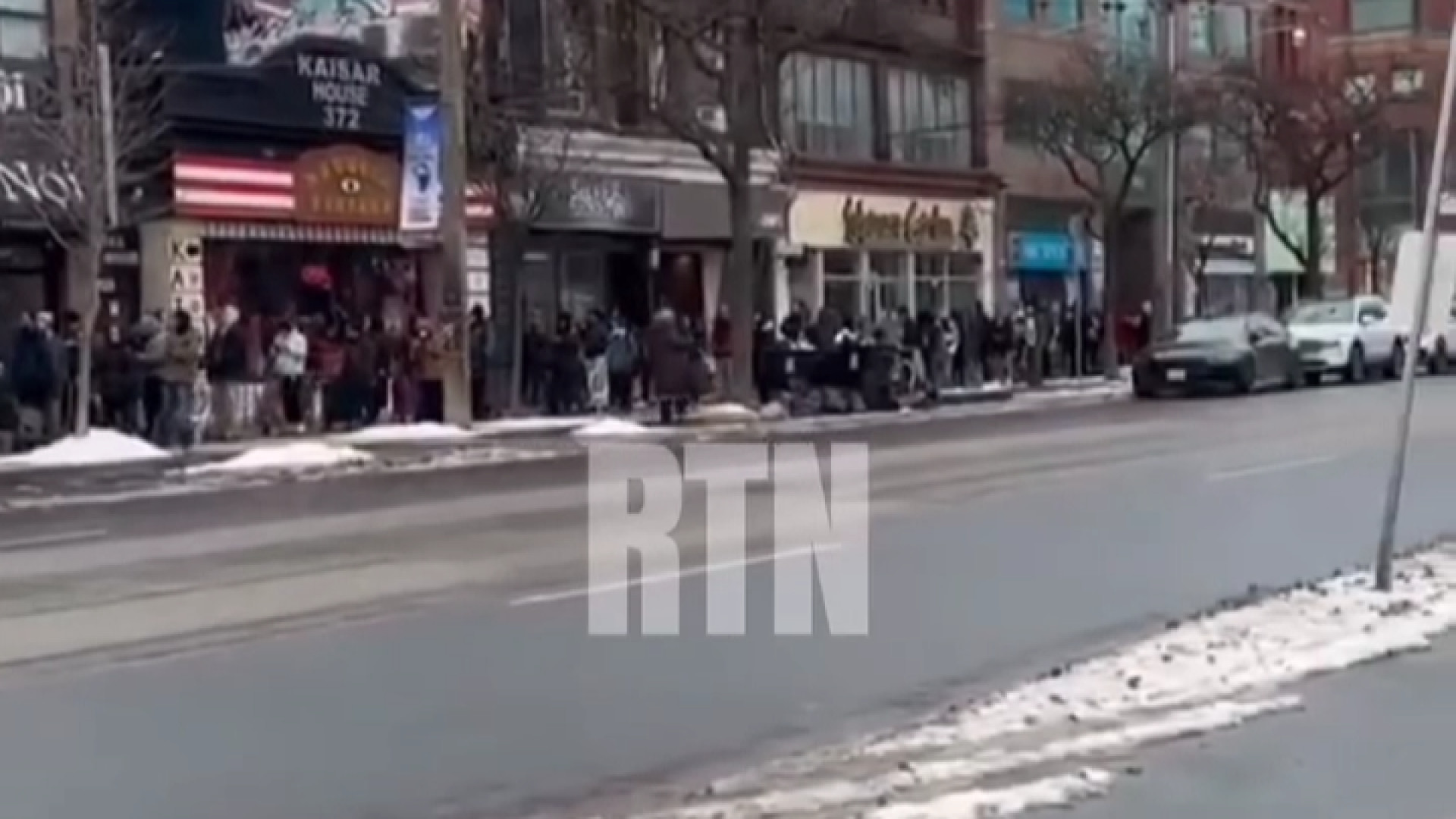 از رؤیای کانادایی تا گرسنگی واقعی؛ صف غذای رایگان در تورنتو! زمان9ثانیه