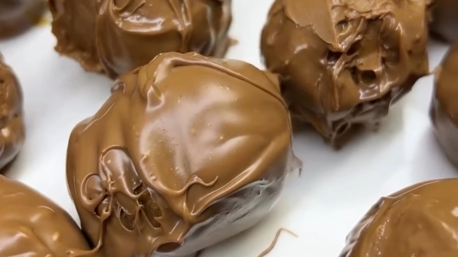 طرز تهیه ترافل کاراملی | لوازم قنادی بهگز