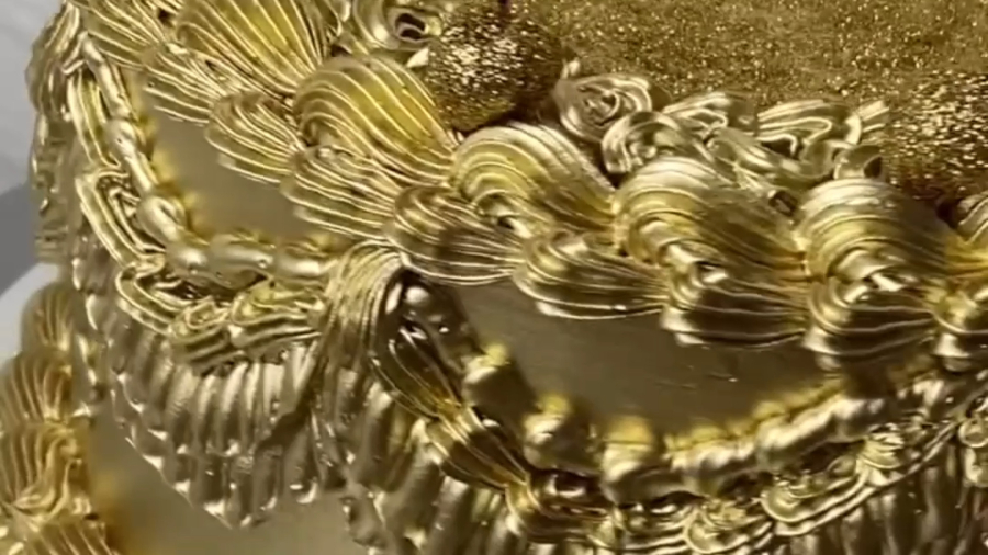 کیک تولد طلایی زیبا و براق | لوازم قنادی بهگز