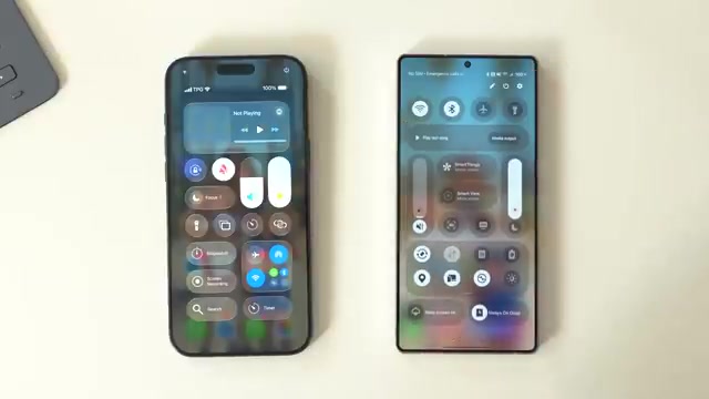 مقایسه One UI 8.5 و iOS 26 - آیا سامسونگ از اپل کپیبرداری کرده است؟ مقایسه One UI 8.5 و iOS 26 - آیا سامسونگ از اپل کپیبرداری کرده است؟