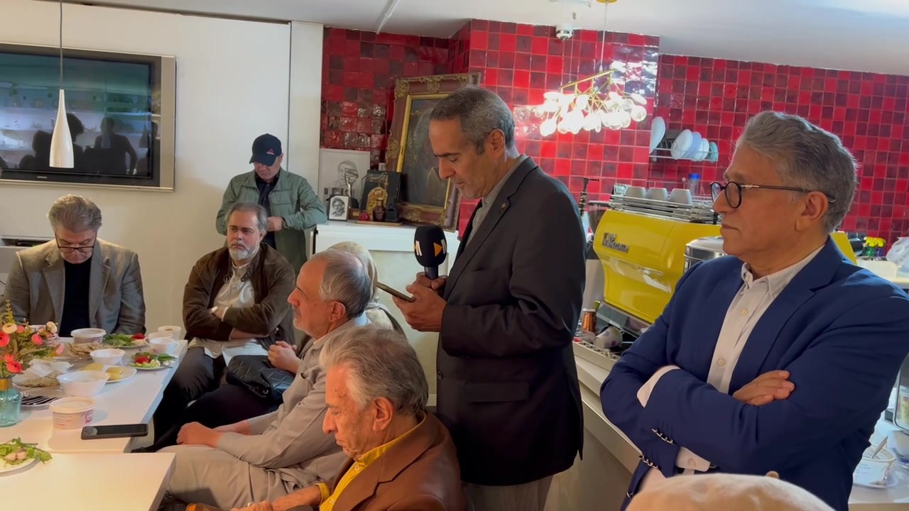 آوازخوانی فاضل جمشیدی در آیین کتابگردی در خانه فرهنگ و هنر گویا