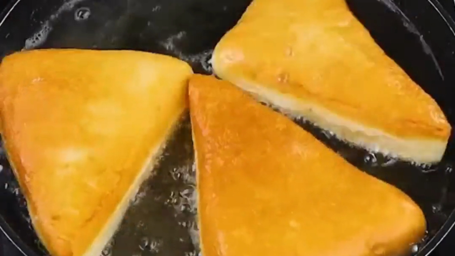 تهیه کیک های وانیلی پنبه ای خوش طعم با اسانس وانیل ارگانیک | لوازم قنادی بهگز