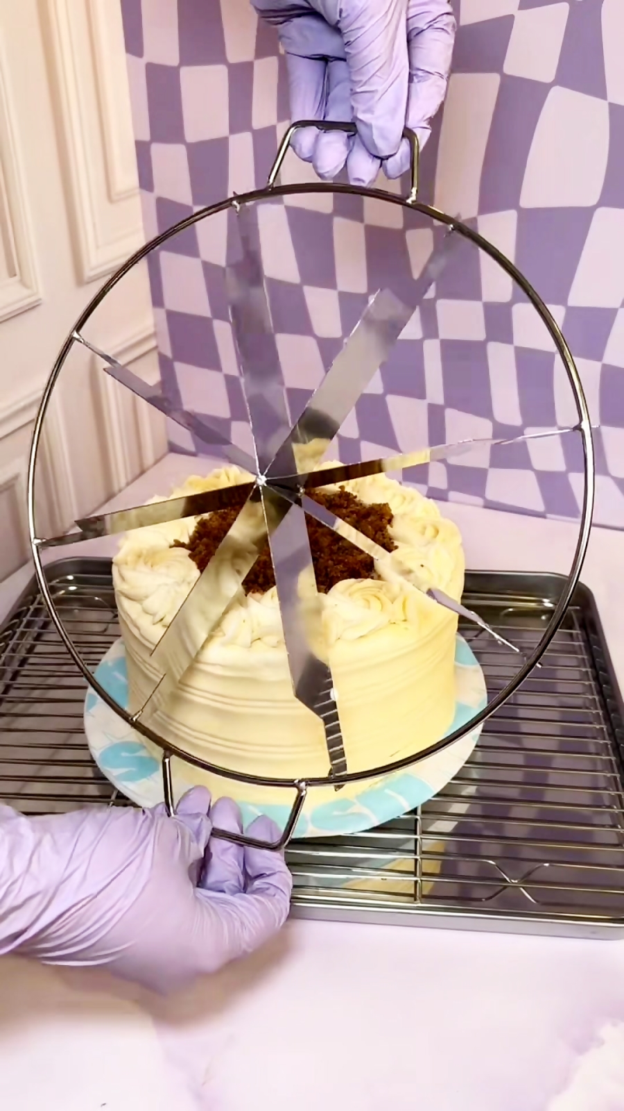 آموزش استفاده از مقسم کیک مدل ۸ تکه | لوازم قنادی بهگز