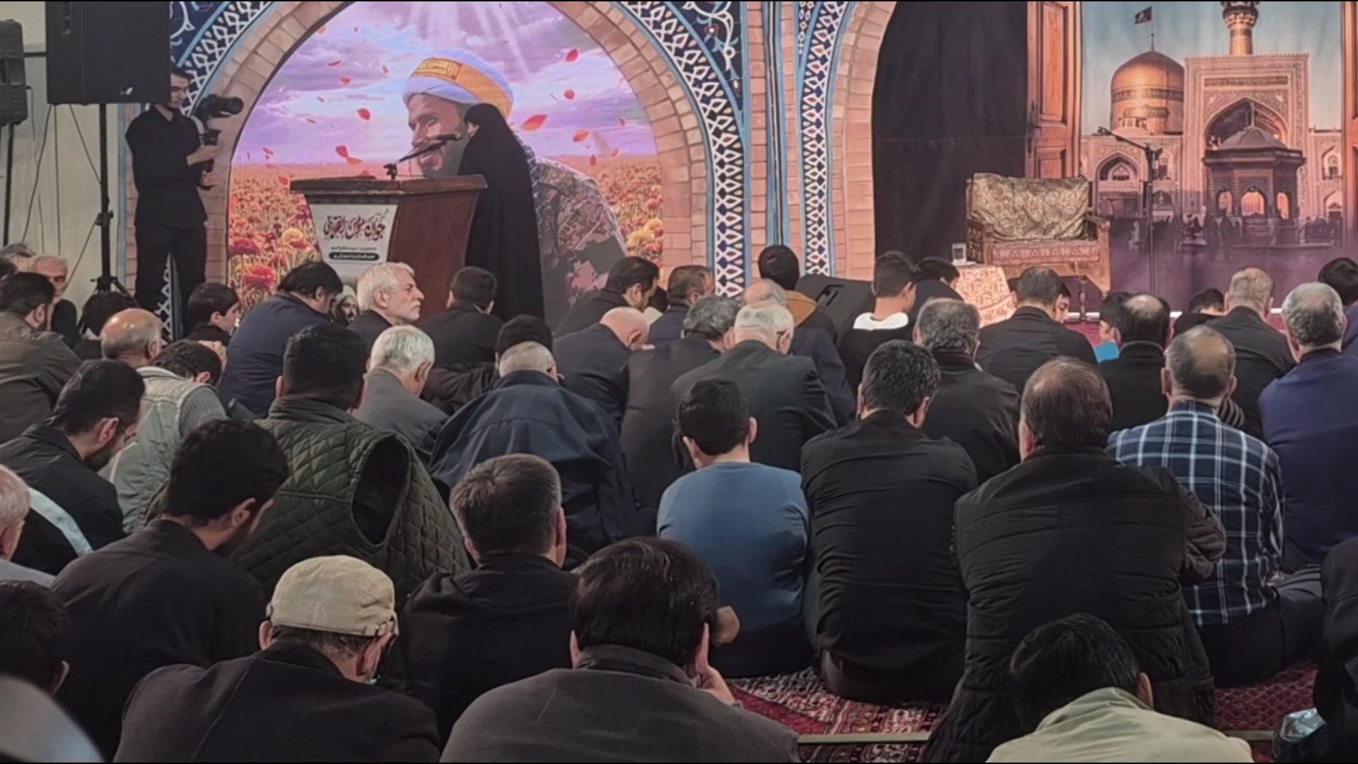 سخن مادر شهید تقی پور در یادواره جوان مومن انقلابی