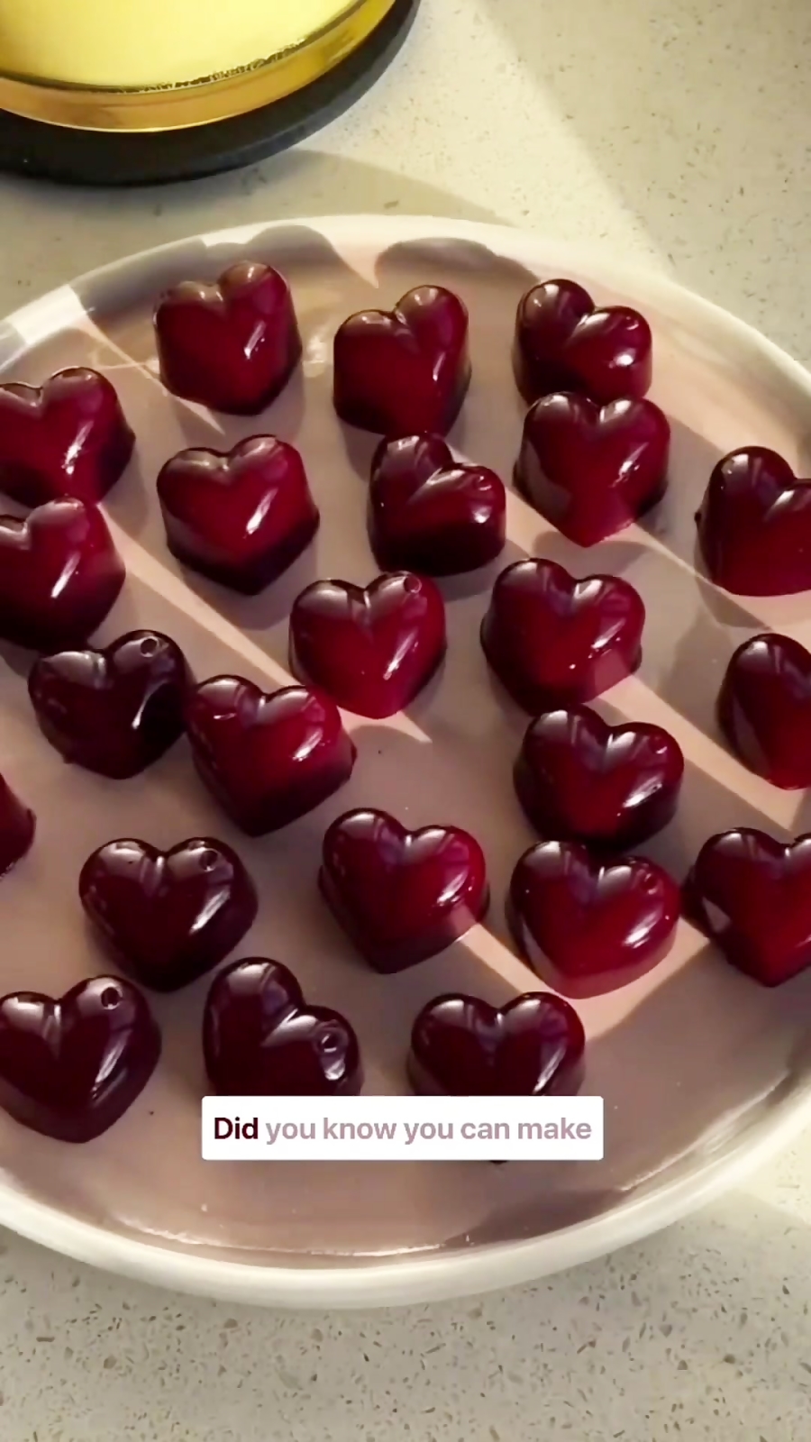 کاربرد اسانس خوراکی انار در تهیه انواع پاستیل و دسر | لوازم قنادی بهگز