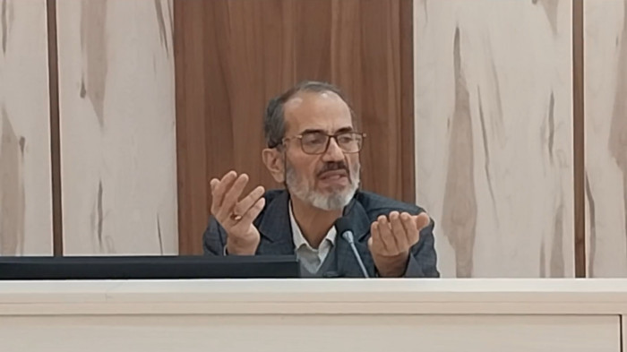 ایا انقلاب پایان یافته ؟ انقلابی یعنی چه ؟