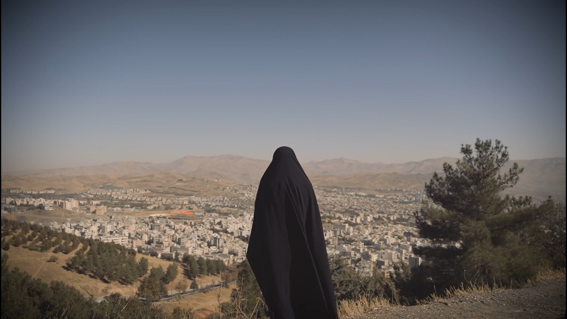 مستند همسفر آب و آتش