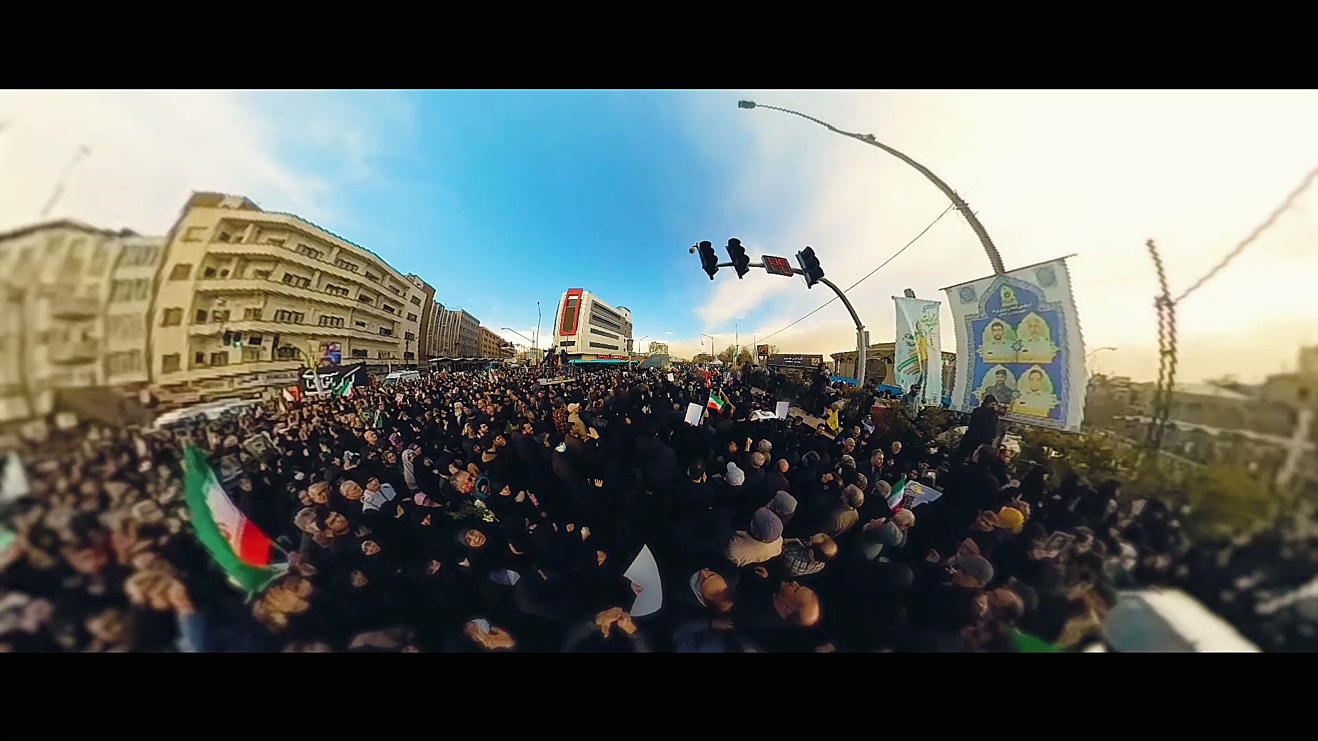 خون‌بهای کشته شدگان را دشمن باید بپردازد!