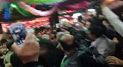 بدرقه دكتر احمدی نژاد و حمید ب...
