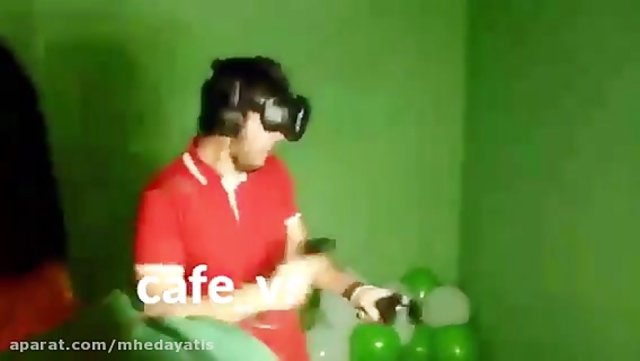 بازى زامبى در کافه VR