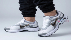کتونی NIKE V1000 نایک بزرگپا مردانه4030