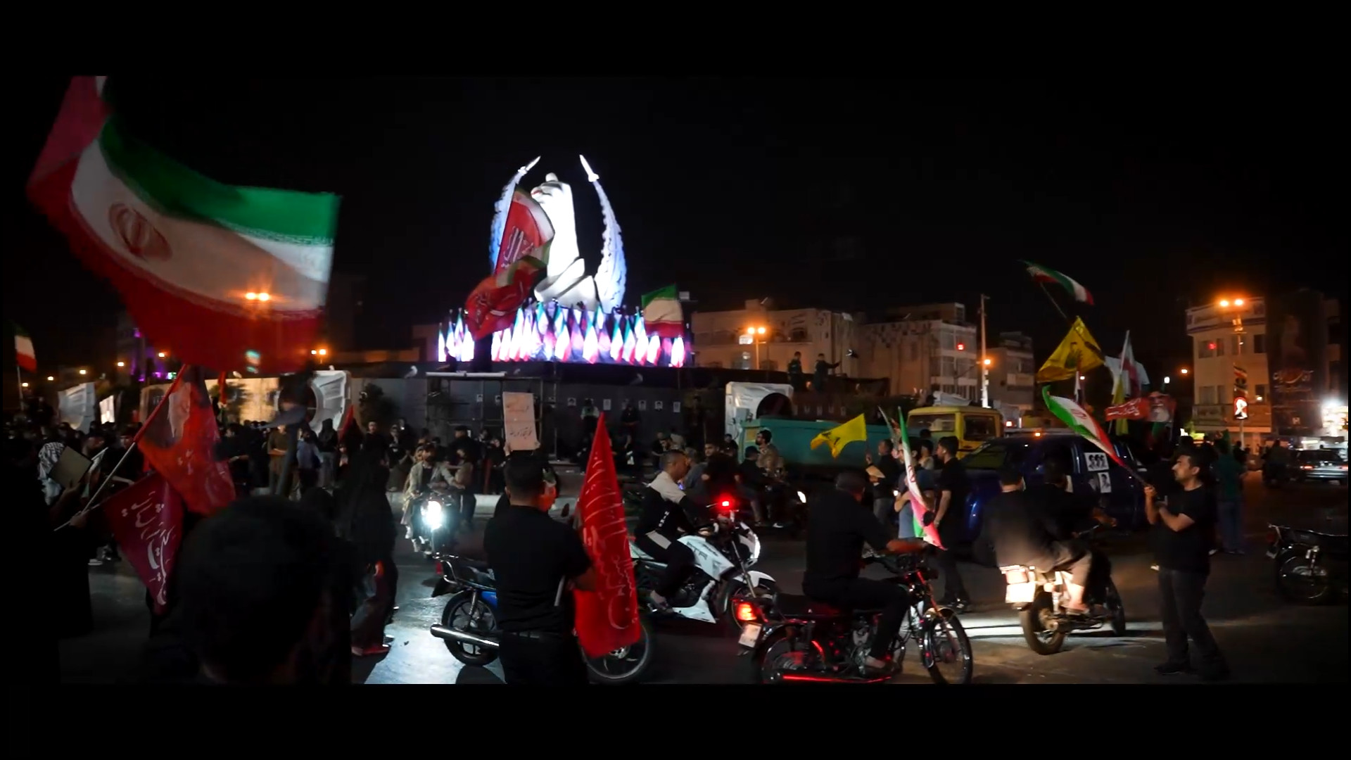 تهران، آماده برای تشییع پیکر رهبر شهید ایران