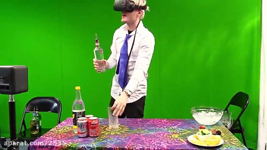 نوشیدنی درست کردن تو VR ( و نوشیدنشون ) - PewDiePie