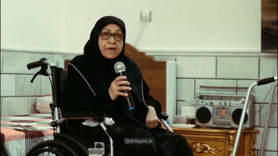 دیدار جمعی از اهالی هنر و رسانه قم با خانواده معظم شهید دهقان