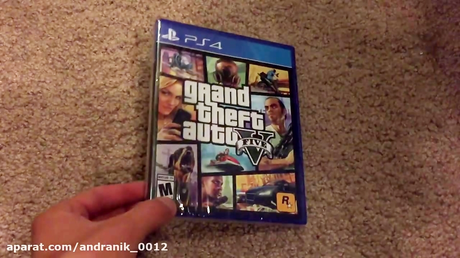 انباکسینگ GTA V برای PS4