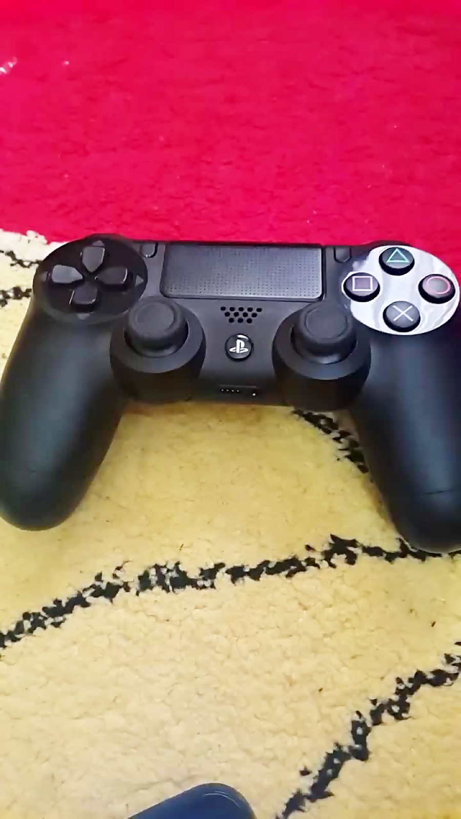 دسته پلی استیشن ۴