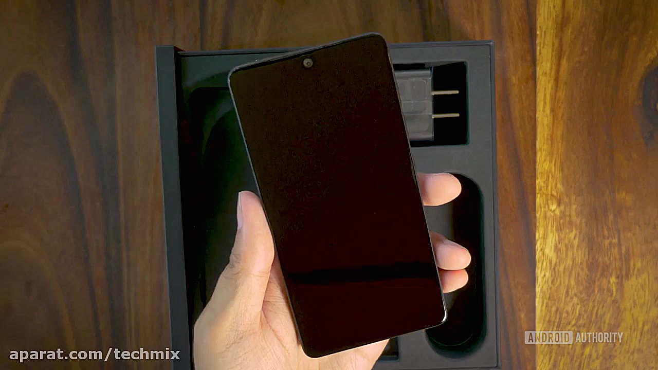 نگاهی کوتاه به اسنشیال فون | Essential Phone Single Molecule Real Time Sequencing